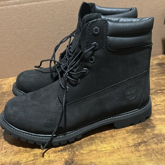 Timberland Waterproof Boots WOMEN 9.5 MEN 8 - Picture 3 of 8